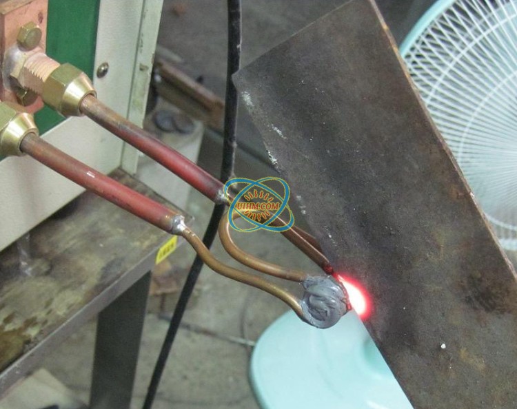 U shape induction coil with magnetic ferrites for heating knife1 U shape induction coil with magnetic ferrites for heating knife1