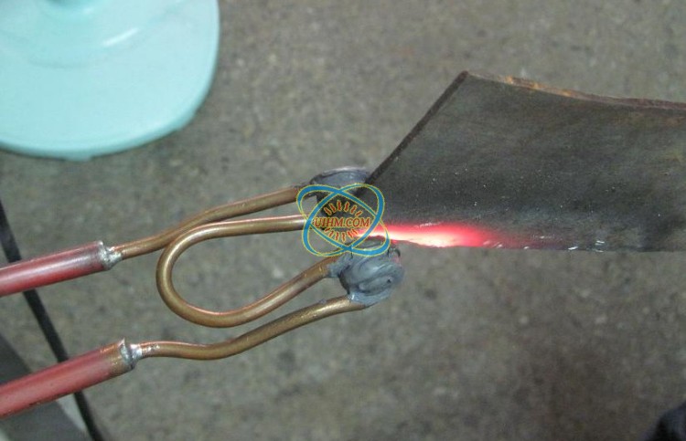 U shape induction coil with magnetic ferrites for heating knife3 U shape induction coil with magnetic ferrites for heating knife3