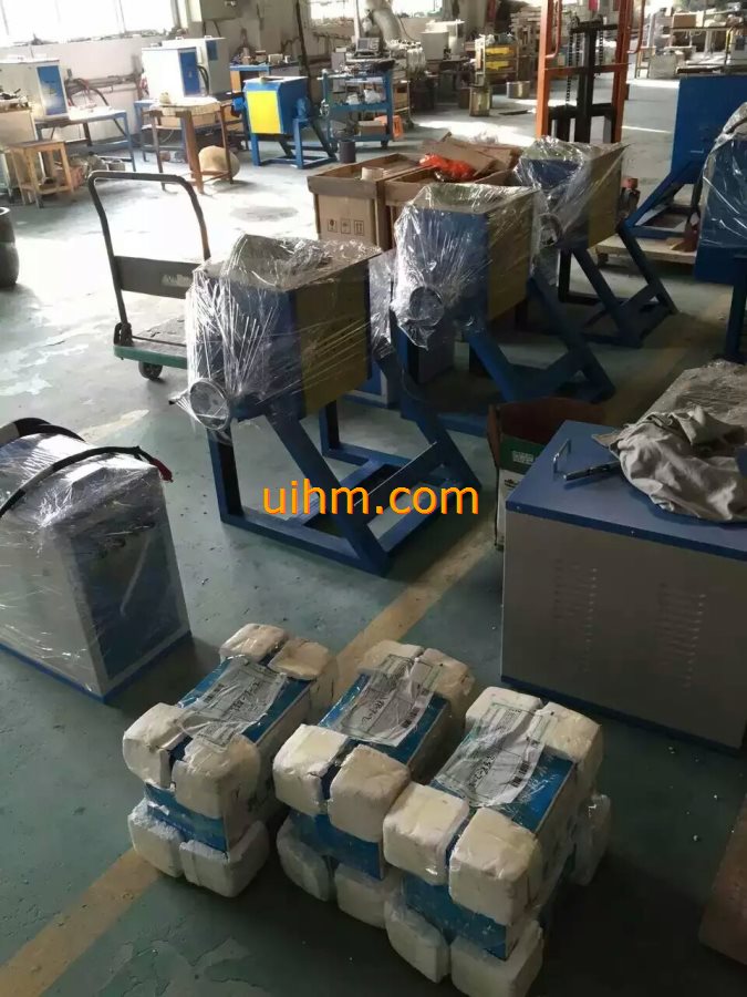 MF induction tilting melting machines_4 MF induction tilting melting machines_4