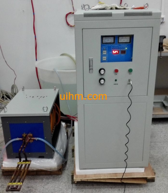 UM-160AB-RF induction heater with quenching induction coil (1) UM-160AB-RF induction heater with quenching induction coil (1)