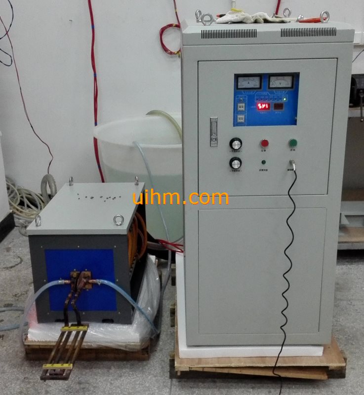 UM-160AB-RF induction heater with quenching induction coil (2) UM-160AB-RF induction heater with quenching induction coil (2)