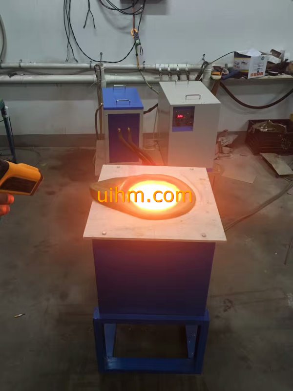 induction melting furnace (16) induction melting furnace (16)