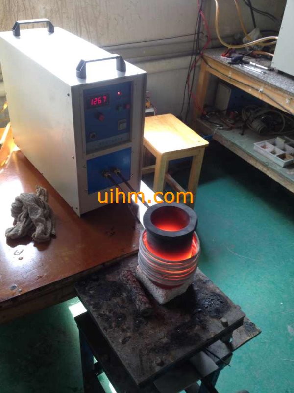 induction melting with graphite crucible induction melting with graphite crucible